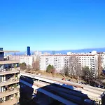Panorama Apartment Vienna - Free Parking, Sauna & Fitness